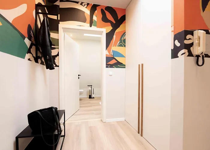 Mayer In Apartment *